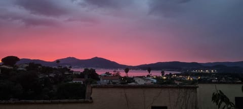 Maison porticcio vue mer chez Olivier House in Ajaccio