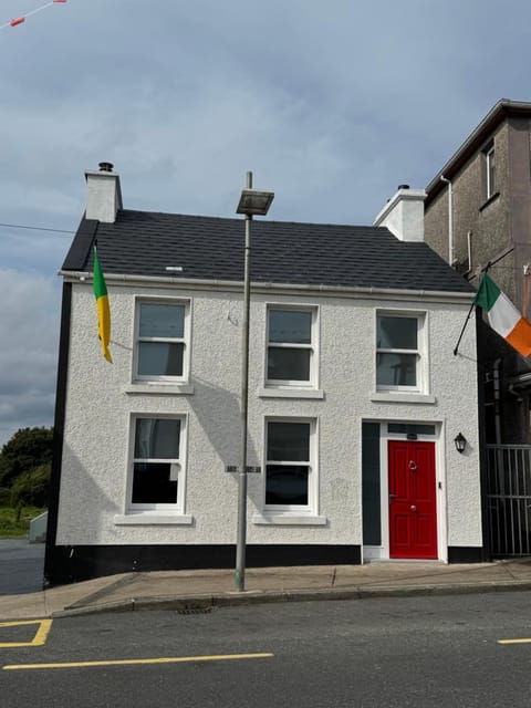 Property building, Neighbourhood, Street view