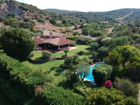 A Casa Di Angela B&B Bed and Breakfast in Carbonia