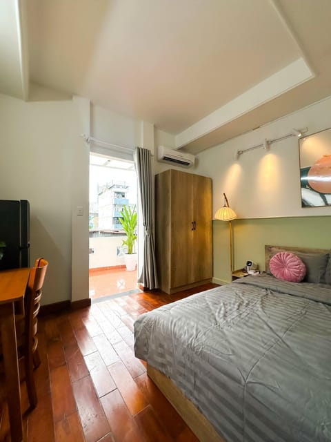 Bed, TV and multimedia, Photo of the whole room, Bedroom, wardrobe