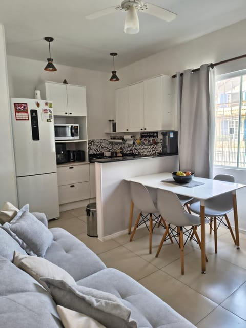 Kitchen or kitchenette, Living room, Seating area