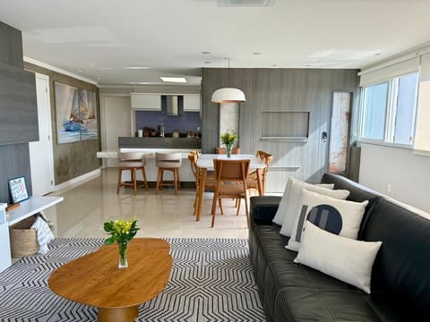 Communal lounge/ TV room, TV and multimedia, Kitchen or kitchenette, Living room, Seating area