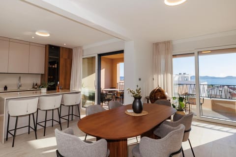 Antinov Suha Apartment in Zadar