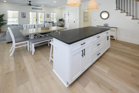 Off The Hook House in Surfside Beach