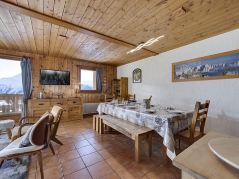 Appartement triplex 12 pers, sud, proche pistes et centre - FR-1-690-35 Apartment in Montvalezan