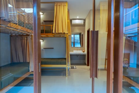 Photo of the whole room, Bedroom, bunk bed