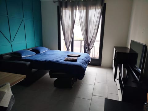 T2 moderne proche centre avec balcon et wifi Apartment in Saint-Lô