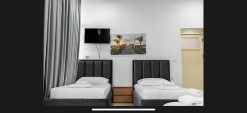 Brusiano Hotel in Vlorë