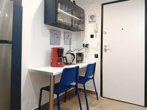 Coffee/tea facilities, Kitchen or kitchenette
