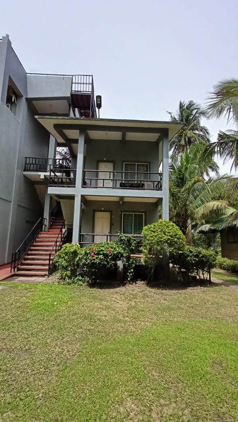 Property building, Balcony/Terrace