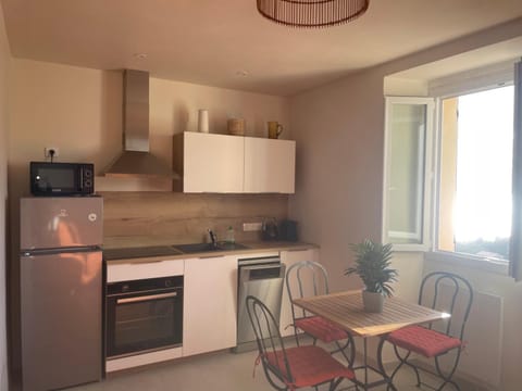 55m2 de charme - Vue exceptionnelle églises & mer Apartment in Corsica