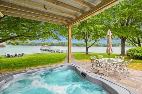 Hot Tub