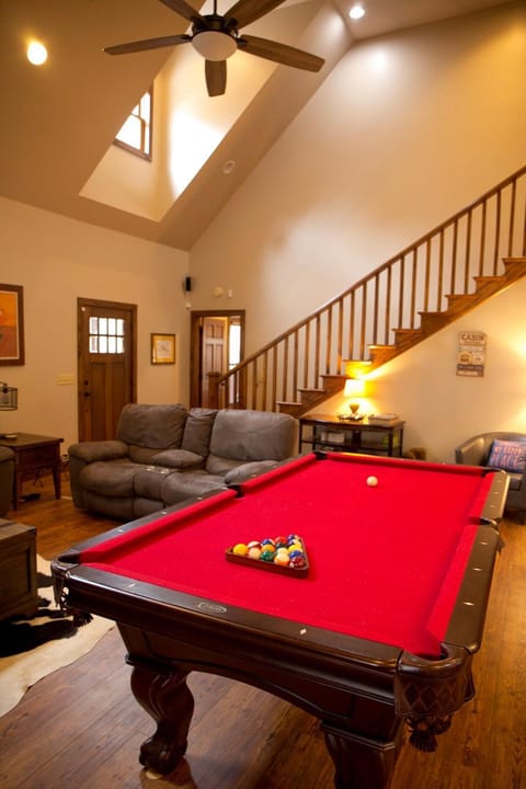 Billiard, Living room