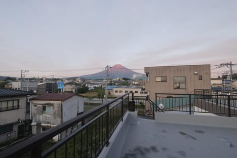 Property building, Natural landscape, Balcony/Terrace