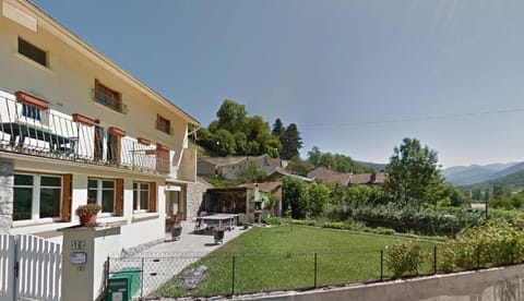 Property building, Garden view, Mountain view, Inner courtyard view