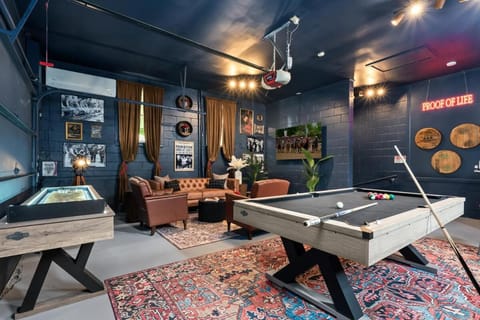 Billiard, Game Room, Evening entertainment