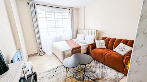 Bed, Living room, Photo of the whole room, Seating area, Bedroom