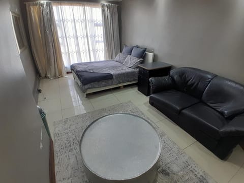 Photo of the whole room, Seating area, Bedroom