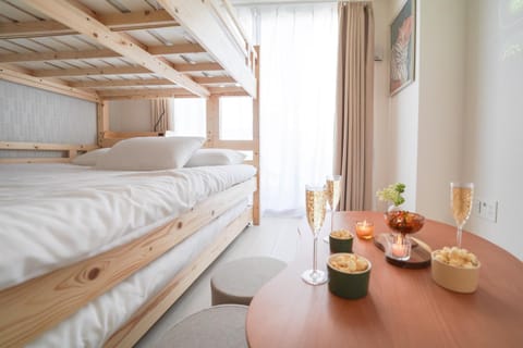 Photo of the whole room, Bedroom