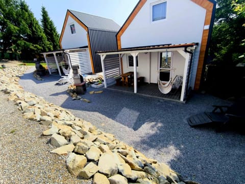 Property building, Balcony/Terrace, Balcony/Terrace
