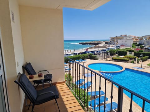 Balcony/Terrace, Swimming pool
