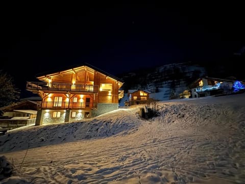 CHALET ALIET 1500 - 18 personnes PEISEY NANCROIX - LES ARCS - LA PLAGNE - PARADISKI Chalet in Peisey-Nancroix