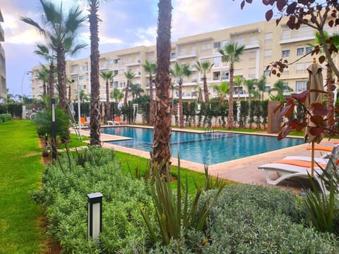 Property building, Spring, Natural landscape, Garden, Garden view, Pool view, Swimming pool, sunbed