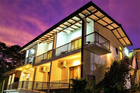 Facade/entrance, Decorative detail, Sunset