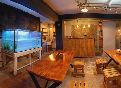 Seating area, Dining area, Communal kitchen