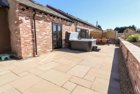 Patio, Hot Tub