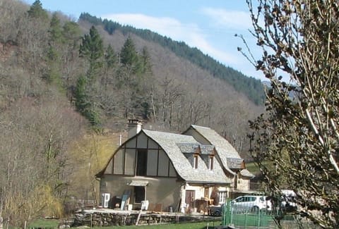 Property building, Natural landscape