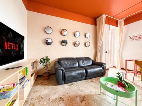 Living room, Evening entertainment