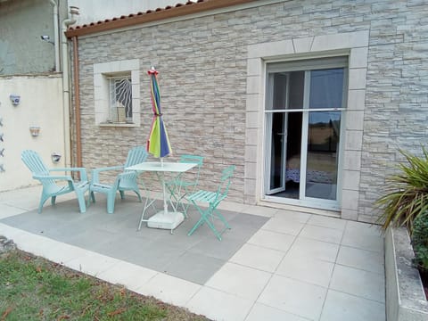 Property building, Balcony/Terrace