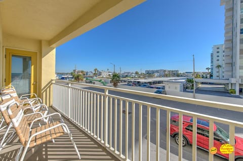 Anglers Cove 103 Apartment in North Redington Beach