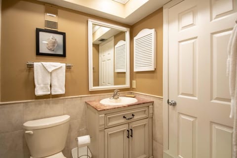 Ram Sea 106 Apartment in North Redington Beach