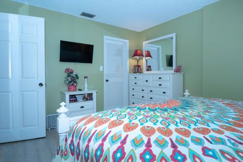 Ram Sea 106 Apartment in North Redington Beach
