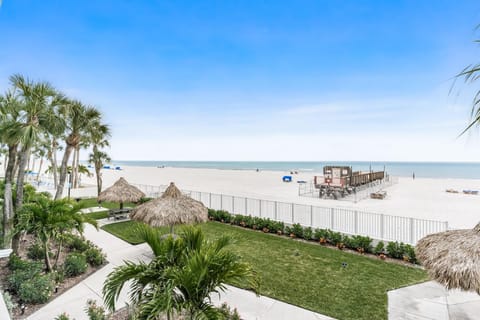 Day, Natural landscape, Garden, Beach