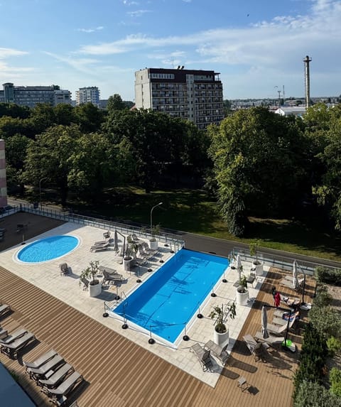 Nadmorskie Tarasy Apartament SORRENTO z garażem,basen, sauna,jacuzzi Apartment in West Pomeranian Voivodeship, Poland