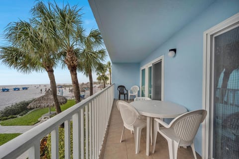 Sand Dollar 103 Apartment in Redington Shores