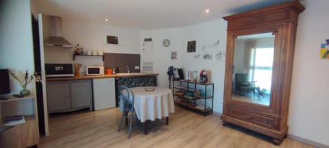 TV and multimedia, Coffee/tea facilities, Dining area, pet friendly, stove, toaster