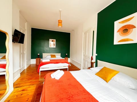 Suite Celestine - Appartement 4 & 8 personnes - Check in h24 & wifi Apartment in Lyon