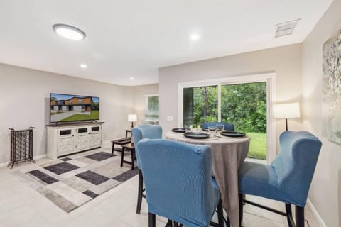 Isabella Ct Townhome House in Jacksonville