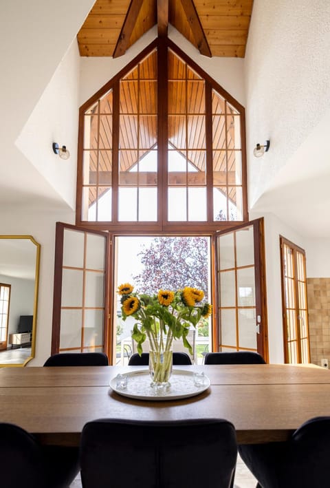 Villa la Ville 7 places Villa in Canton of Vaud