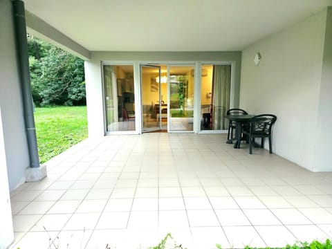 N2 Spacious cozy flat near Divonne center Apartment in Divonne-les-Bains