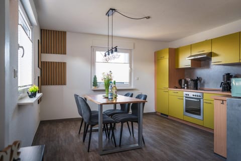 Kitchen or kitchenette, Dining area, dishwasher, oven, stove
