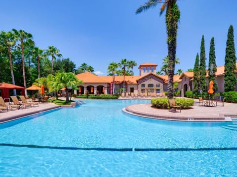 Property building, Pool view, Swimming pool, sunbed