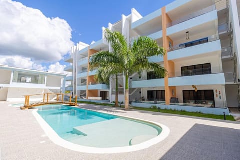 Property building, Swimming pool