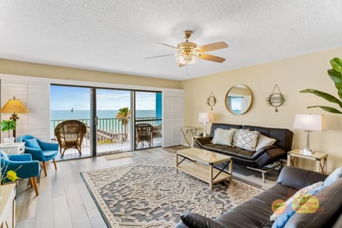 Sand Dollar 302 Apartment in Redington Shores