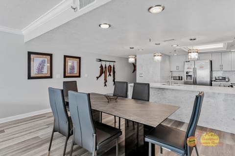Sand Dollar 402 Apartment in Redington Shores