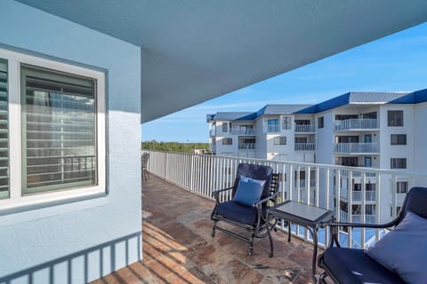 Sand Dollar 401 Apartment in Redington Shores
